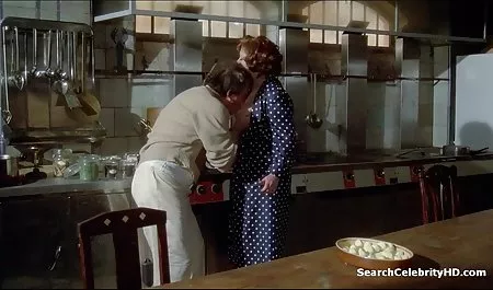 الأردن سكس فلاحي مصري الأظافر المطلية ، نظرا T