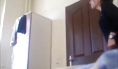 نائب الرئيس سكس فلاحي مصري في الفم