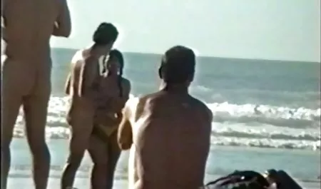 الأسود اللحن الجميل كامينغز يبتلع من الصعب الديك سكس مصري مع عمته الأبيض