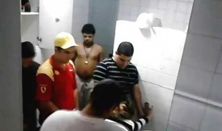 كم الصدر احدث مواقع سكس مصري الأبيض