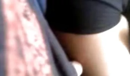 انها لا سكس عربي مصري جديد تزال عذراء!