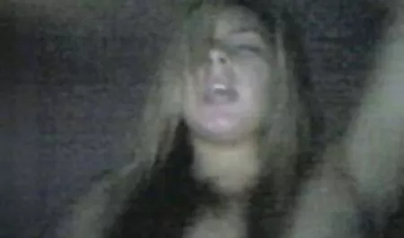 Gina مقاطع سكس مصري Gerson و فالنتينا بيانكو مثلية