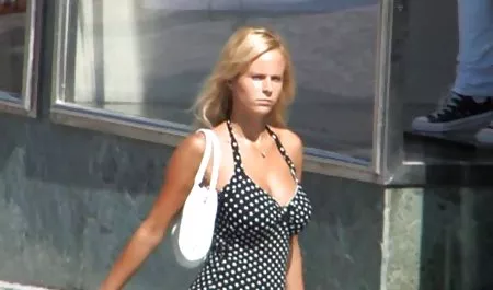 البقاء على قيد الحياة طالما سكس عربي مصري مباشر امرأة تحبني