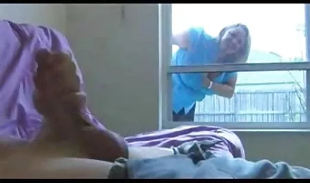 ثلاثة سكس عائلى مصرى أشهر نوريا و الدجاج-جوليان